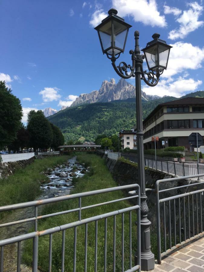 Ferienwohnung La Finestra Sulle Dolomiti - The Window To The Dolomites Fiera Di Primiero Exterior foto