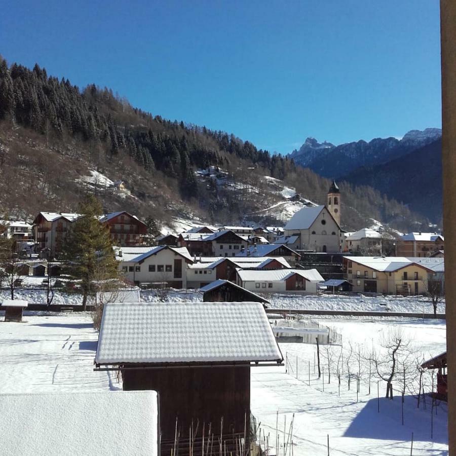 Ferienwohnung La Finestra Sulle Dolomiti - The Window To The Dolomites Fiera Di Primiero Exterior foto