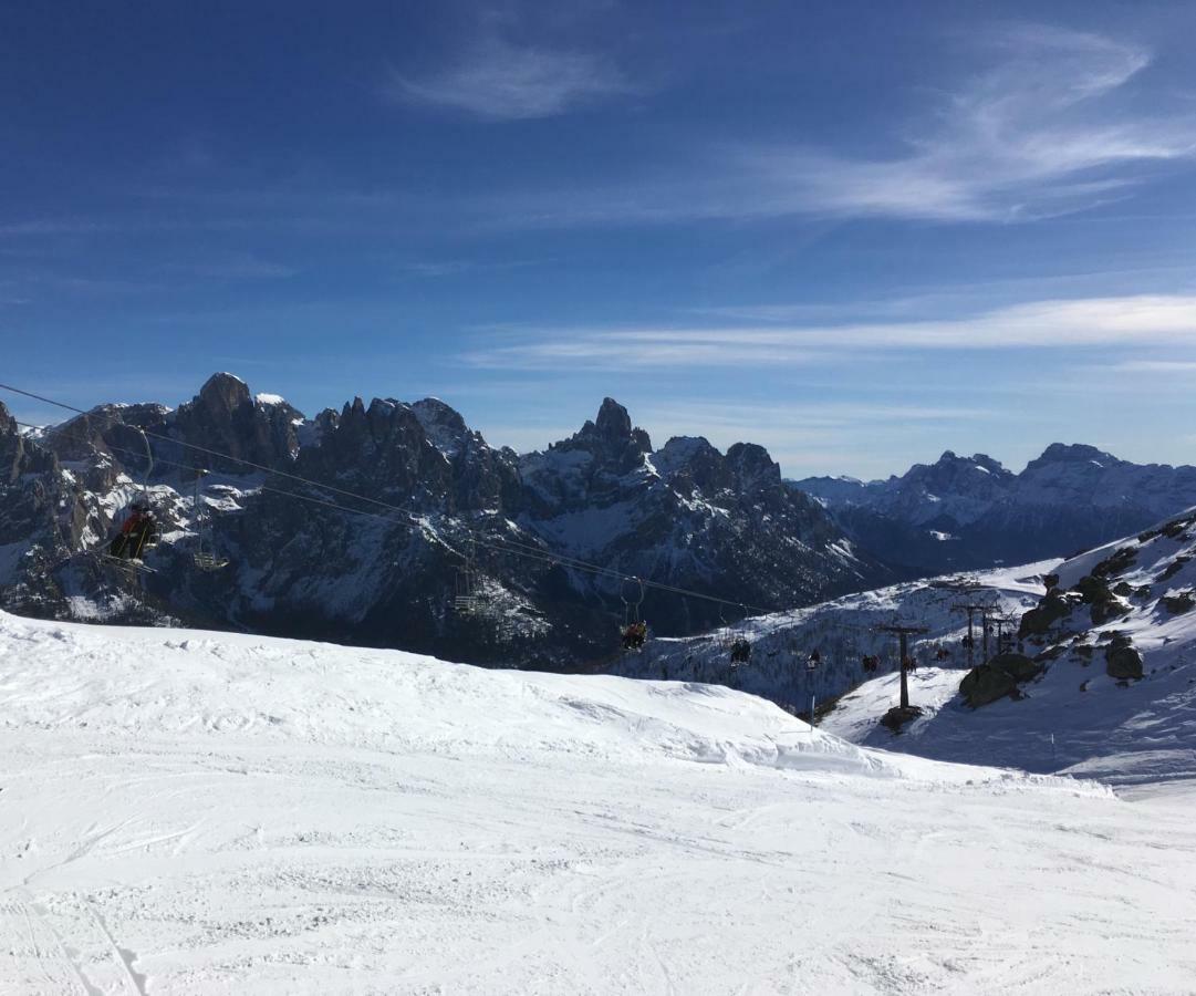 Ferienwohnung La Finestra Sulle Dolomiti - The Window To The Dolomites Fiera Di Primiero Exterior foto